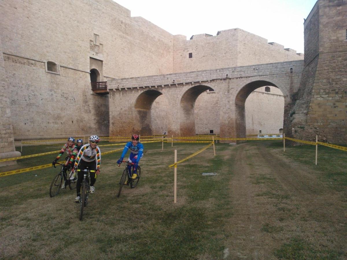 Ferienwohnung Casarcieri Mare Barletta Exterior foto